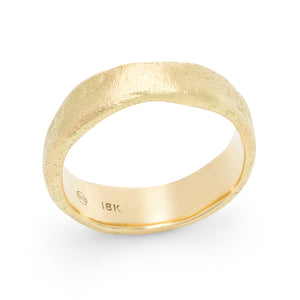 
            
                Load image into Gallery viewer, Wide Molten Band in 18k yellow gold
            
        
